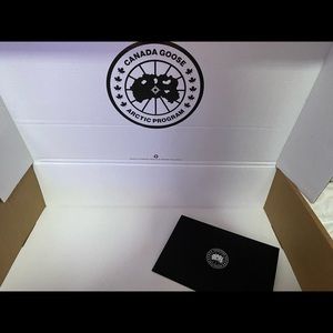 Brand New Black Montebello Canada Goose (Small)